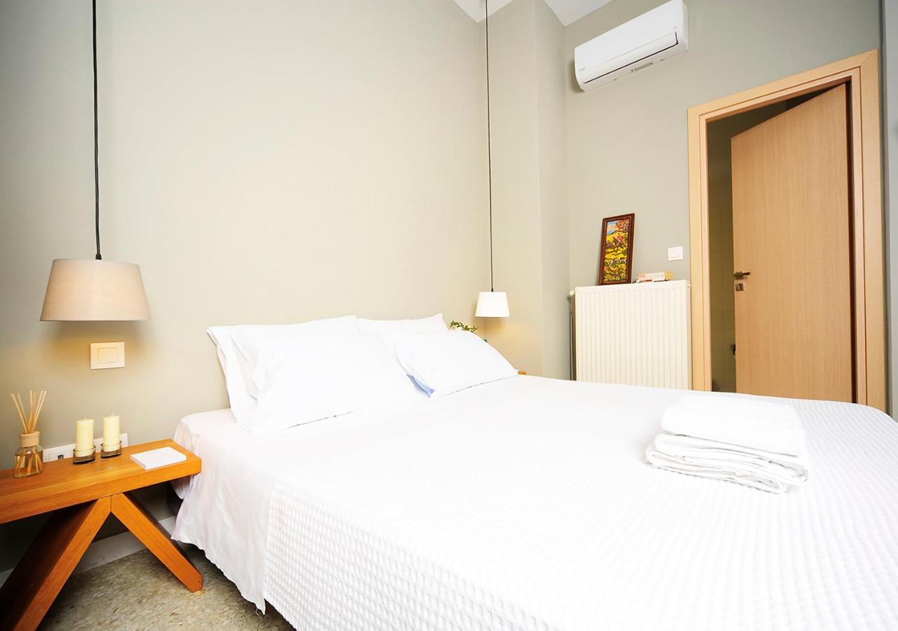 Live In Athens, Psyrri Central Apartments Room photo